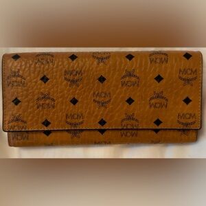 MCM TRIFOLD WALLET IN VISETOS ORIGINAL